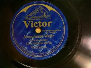 small_victor 45390 a.webp